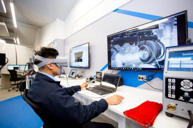 Aprendizaje de excelencia con realidad virtual y aumentada