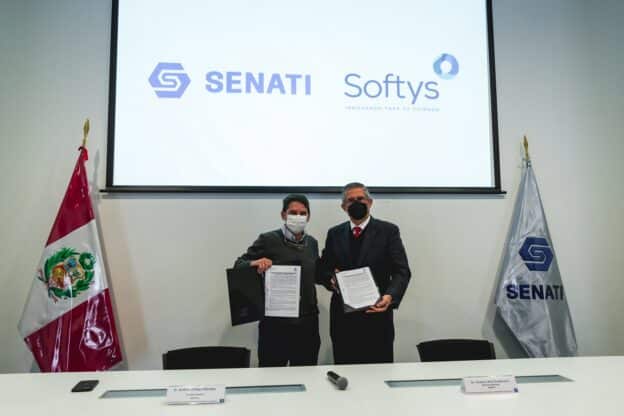 SENATI capacita a colaboradoras de Softys sobre operaciones seguras en montacargas