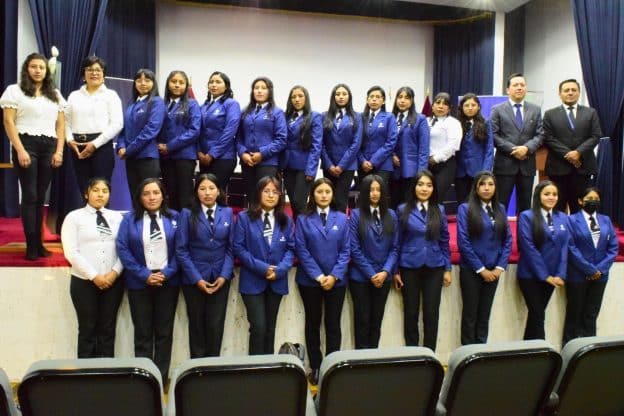 Alumnas de la zonal Arequipa – Puno de SENATI fueron becadas por FLSmidth, impulsando la participación femenina en el sector minero
